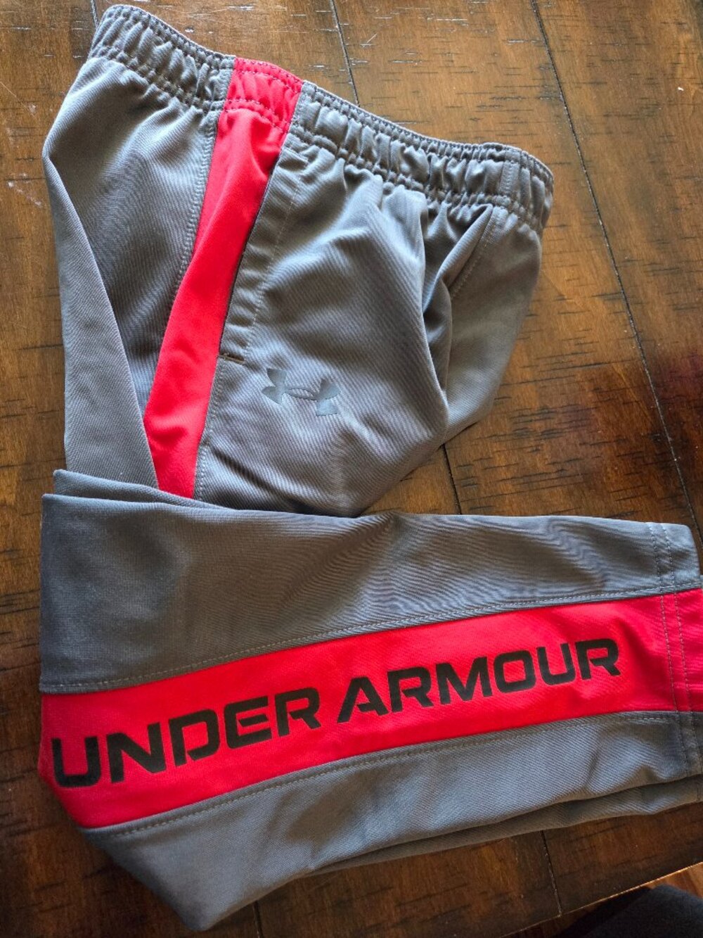 Boys under armour pants size 6